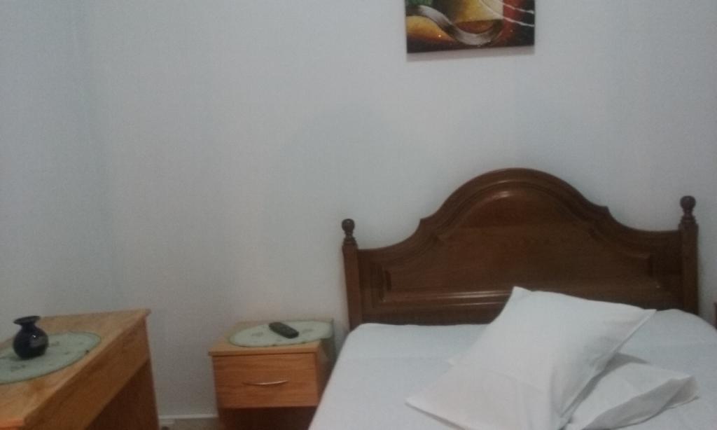 ホテル Pensao Avenida ペナコーヴァ 部屋 写真